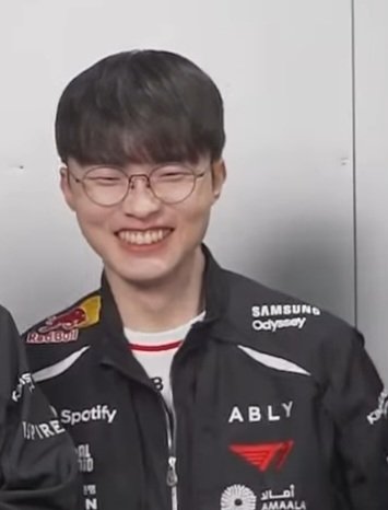 두둥이 tweet media