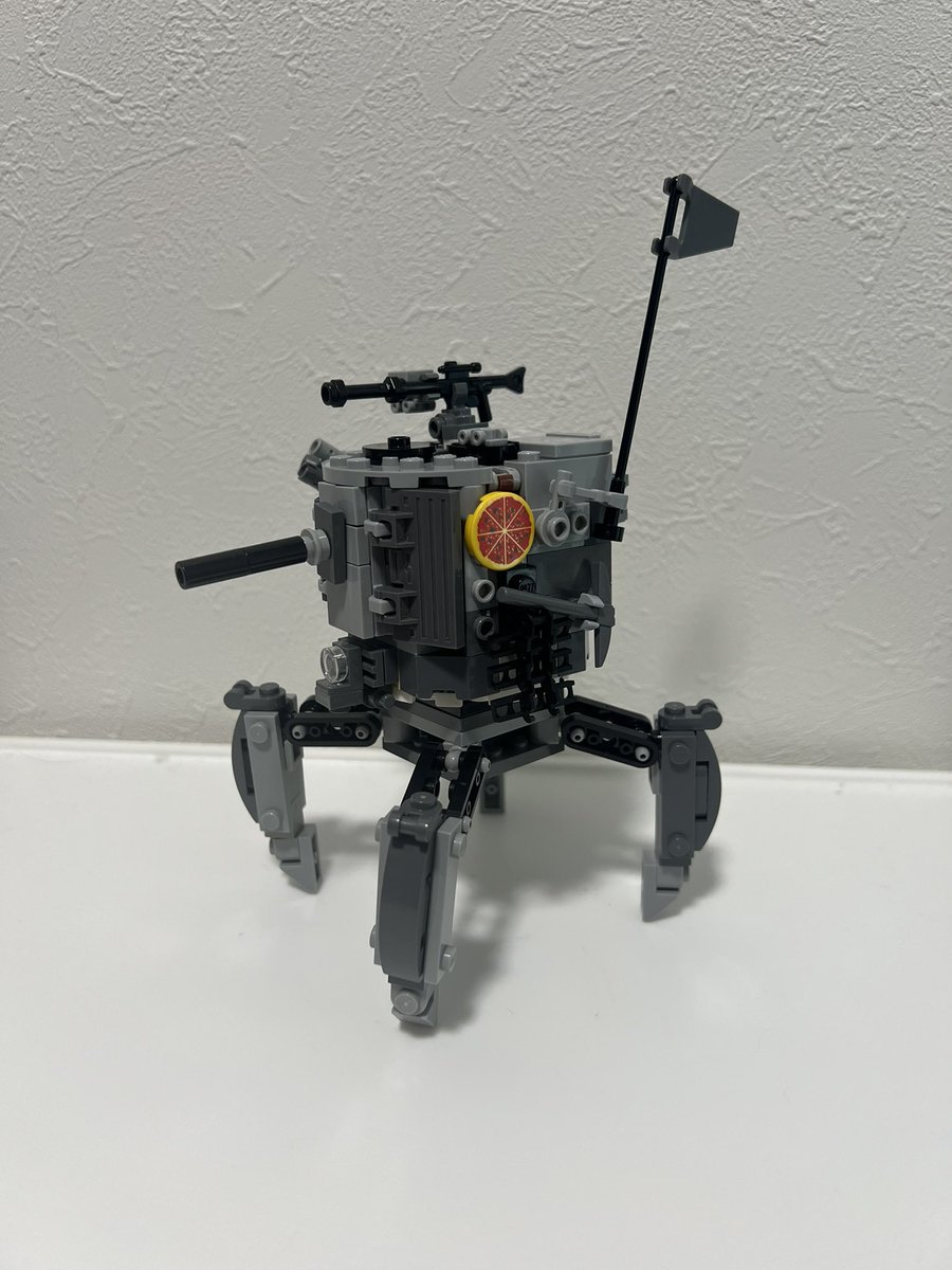 R's Garage tweet media