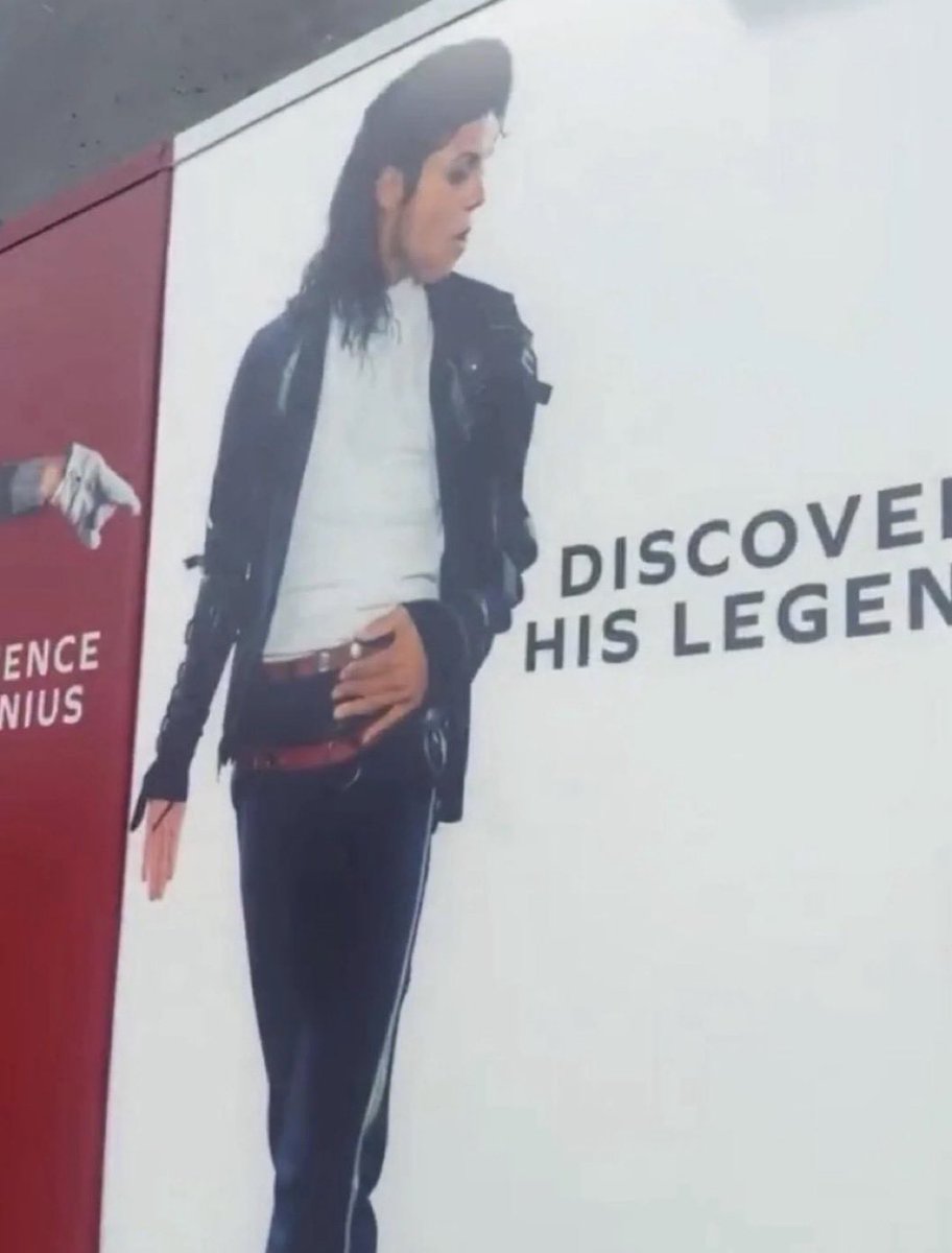 MJHIStory58's tweet photo. New picture of Jafaar as MJ in the Bad era! #michaeljackson #bad #jafaarjackson #badera #michaelmovie https://t.co/cwlKvbtZ7q