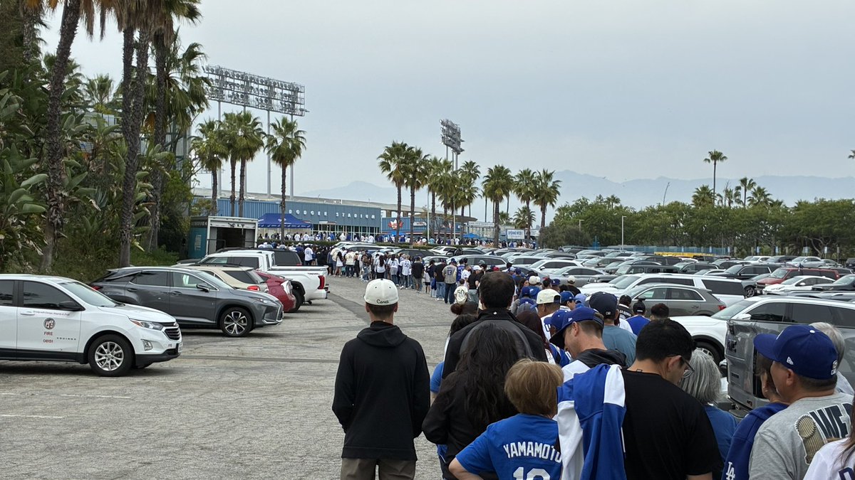 LAフォトときどき tweet media