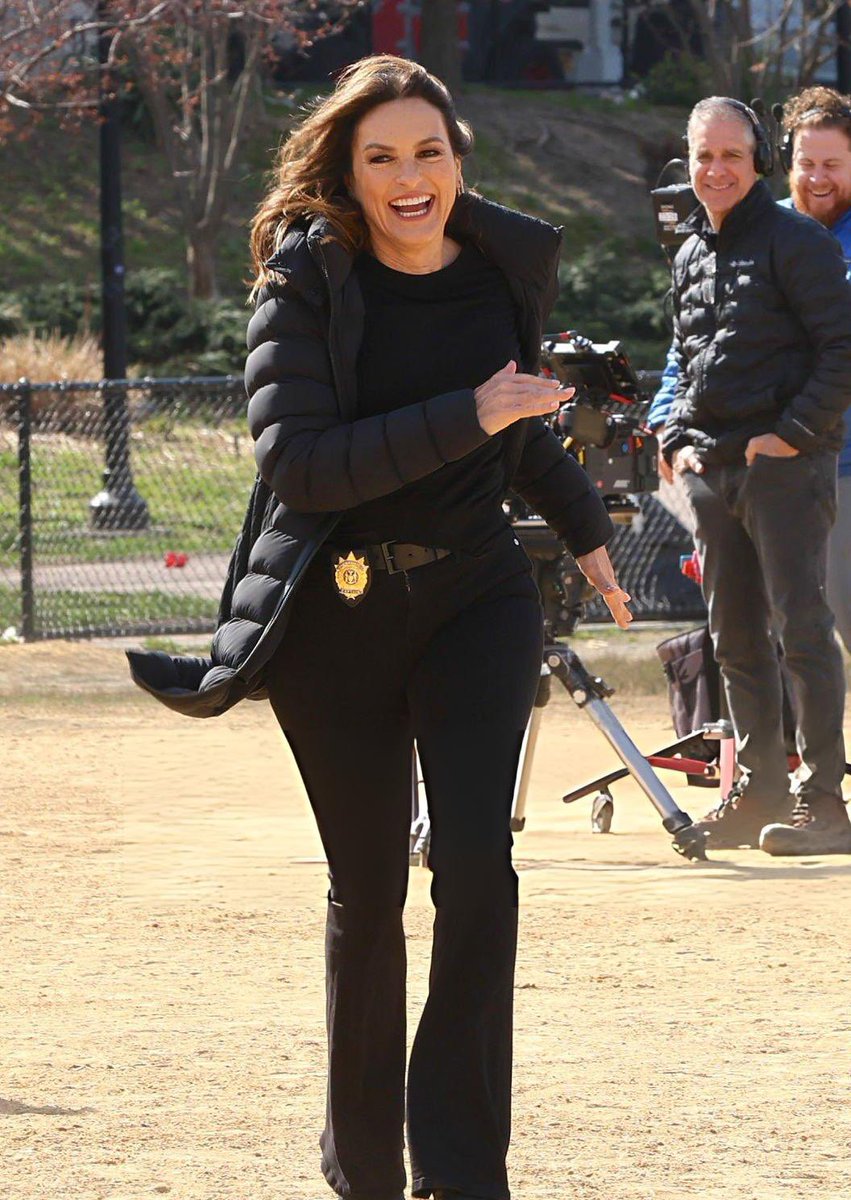 Toni 🫧 (parody) tweet media