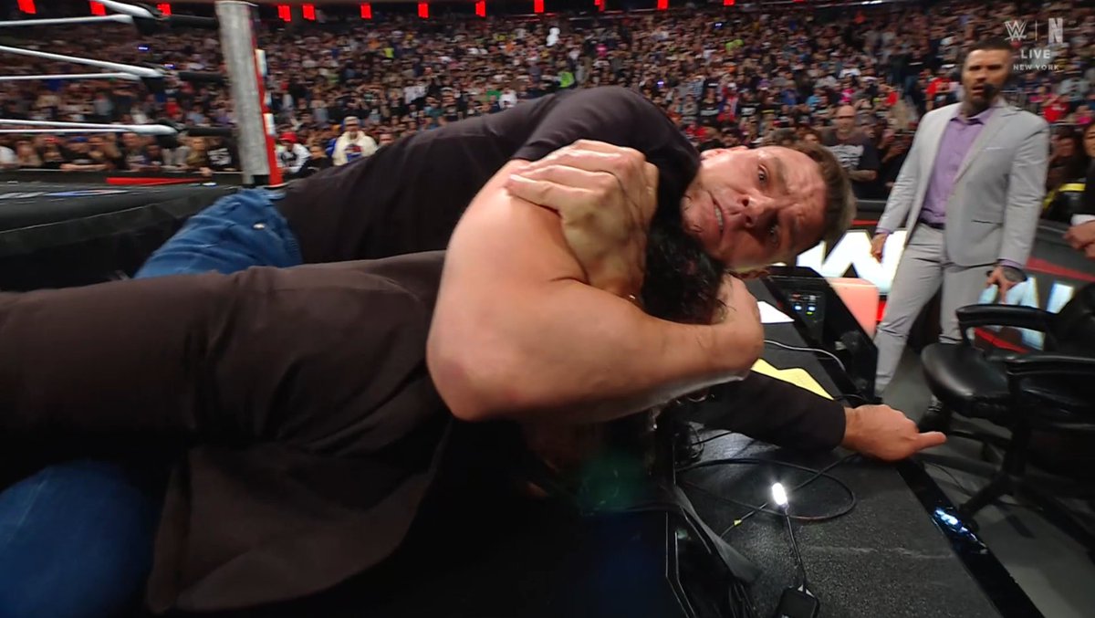 Sean Ross Sapp of Fightful.com tweet media