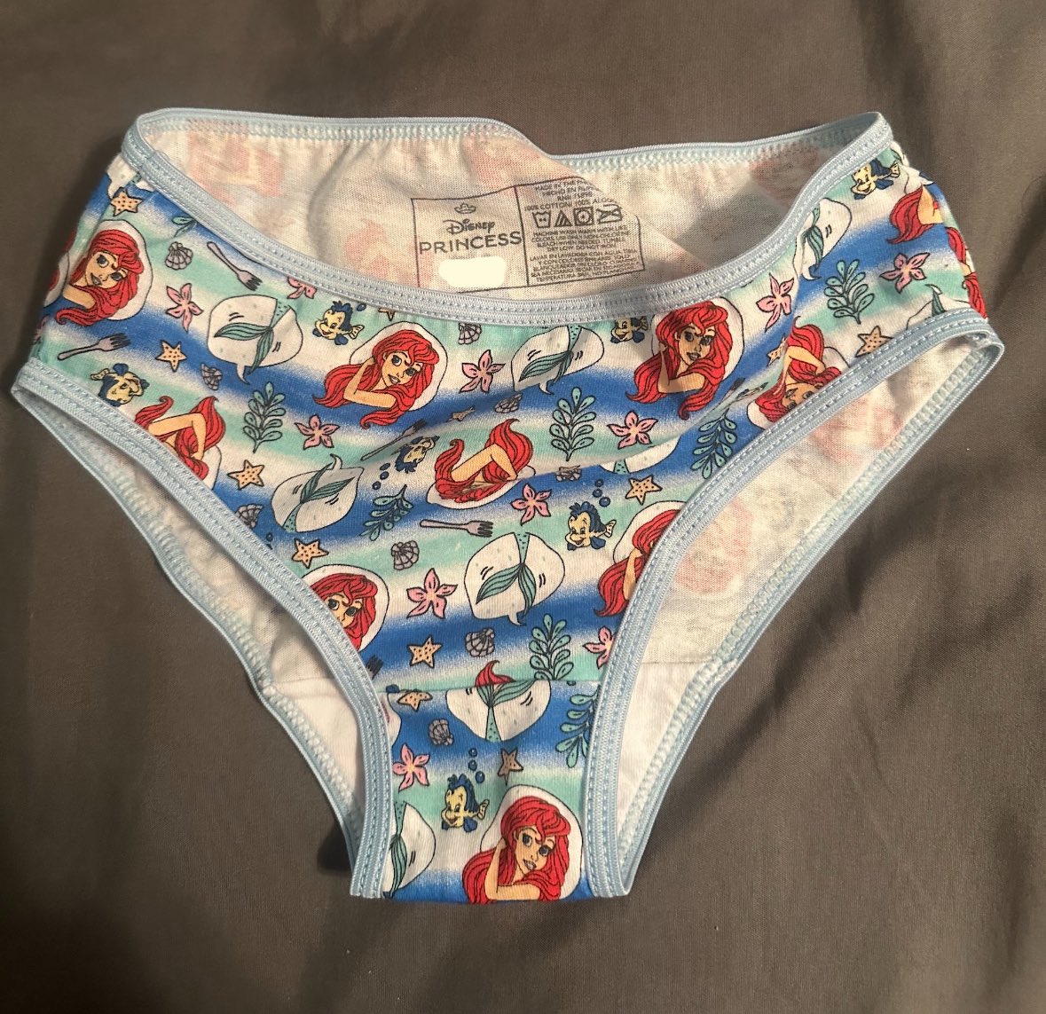 Lela Annes tweet media