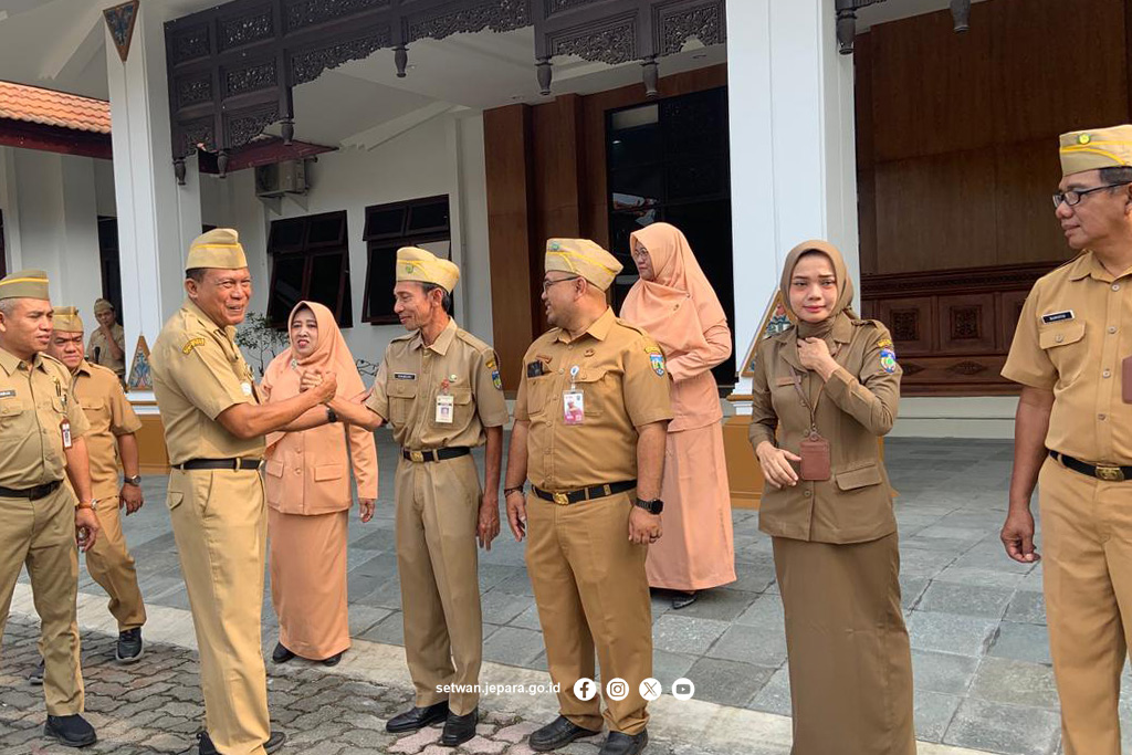 setwanjepara's tweet photo. Pisah Sambut Pejabat Lama dan Baru, Trisno Santosa Ingatkan Perkuat Sinergi Kelembagaan.

Berita selengkapnya di https://t.co/LT7uBrTeXa

#setwanjepara
#beritasetwanjepara https://t.co/y9wBN1pyTX