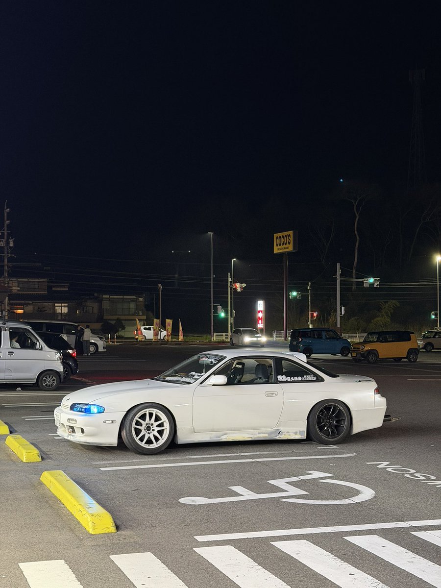 れおん tweet media