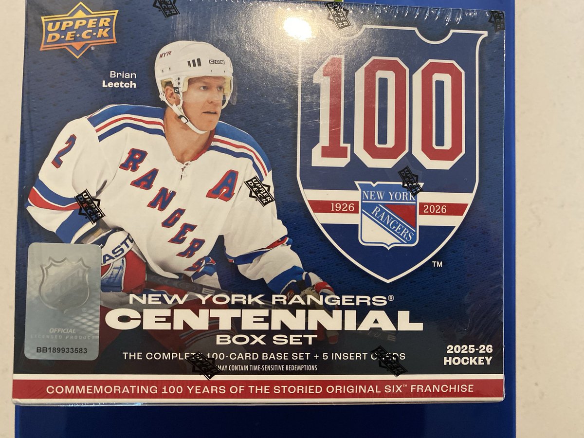 espresssobreak's tweet photo. Let’s Rip! 

#nyr #hockeycards #hockey #HockeyX #upperdeck https://t.co/YjIbVOCWUu