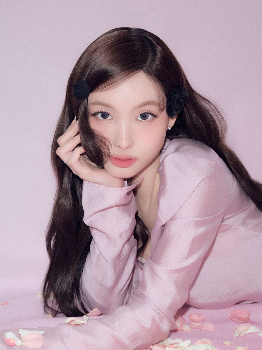 ⋆˚࿔ juniper lee 𝜗𝜚˚⋆ tweet media