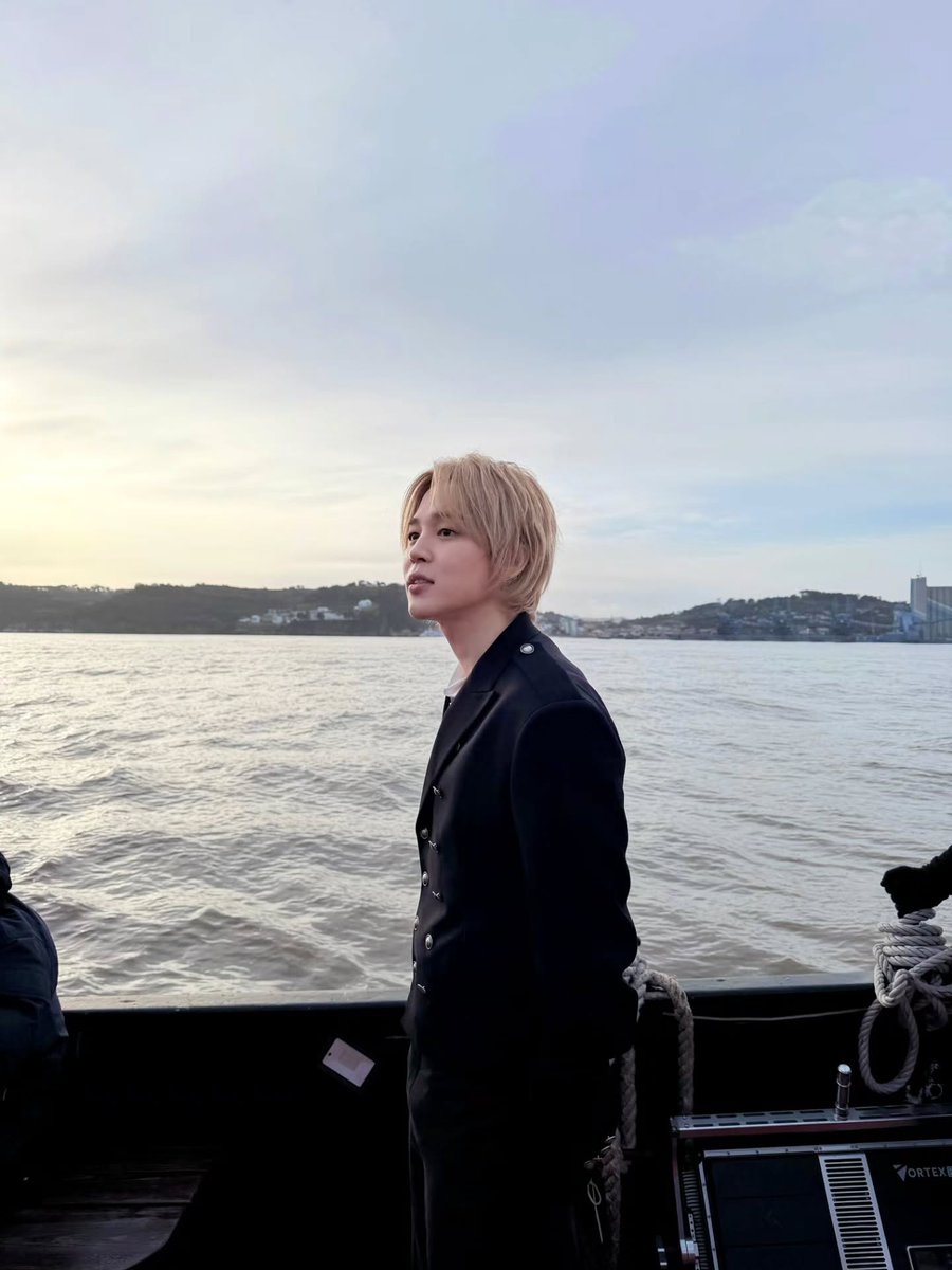 BTSJIMINPRK's tweet photo. ✌🏻🥰 https://t.co/XcOhfr438C