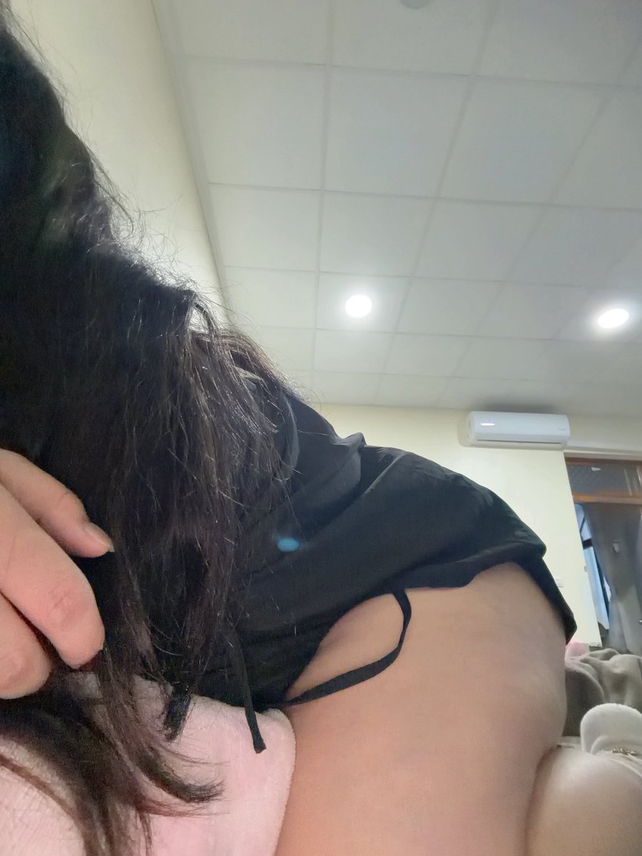 Bo877562's tweet photo. 自以為遺忘不在意了
潛意識裡還是都是你
連夢到你交女朋友都能哭醒 https://t.co/qOeTqxMslF