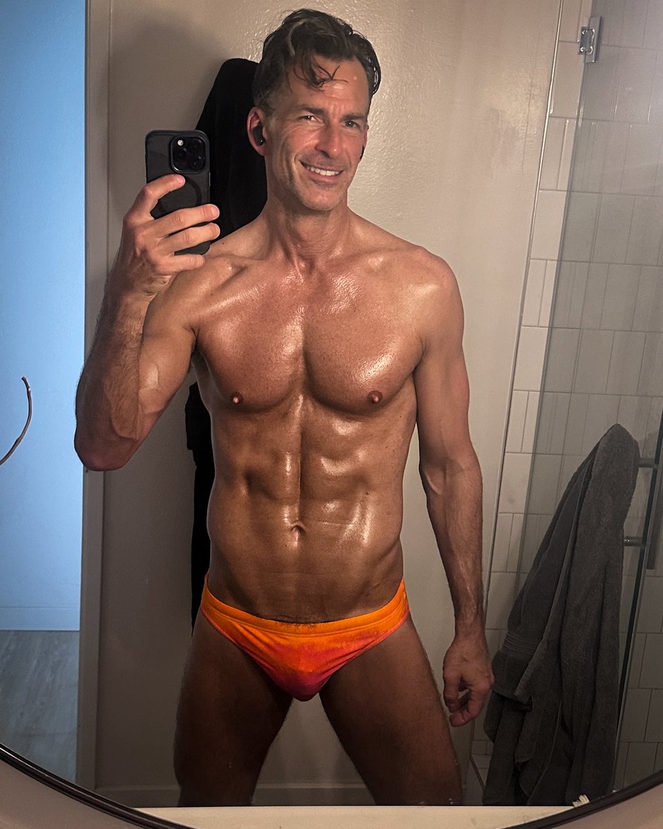 Ryan Young tweet media