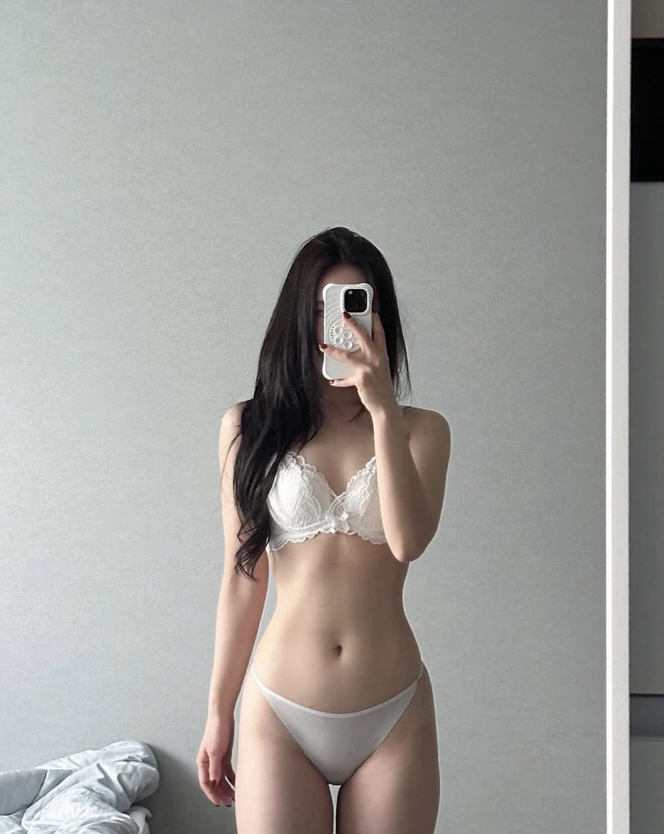 huiyi🇲🇾 tweet media