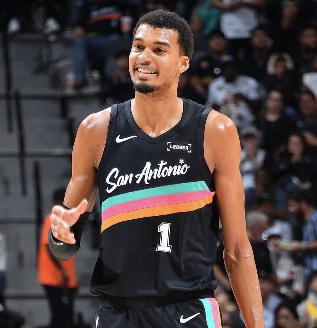 Hoop Central tweet media