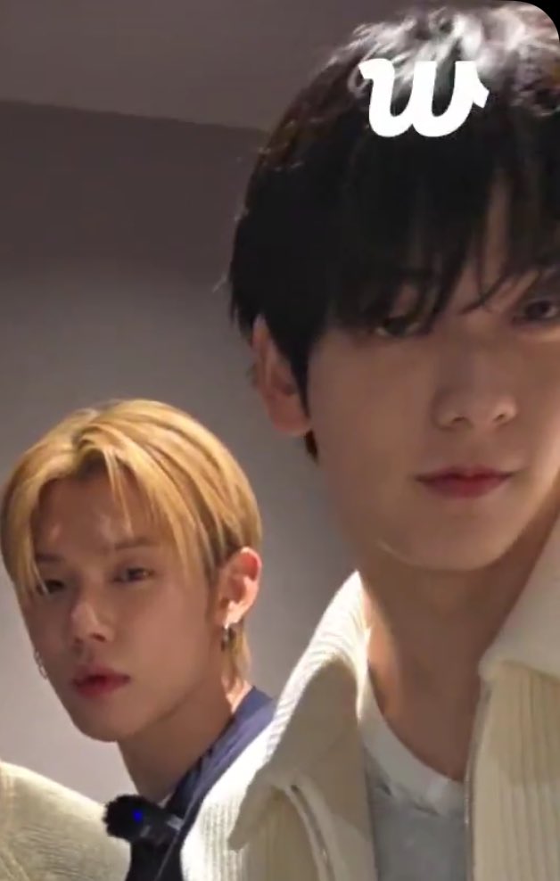 zee ᯓ★ tweet media