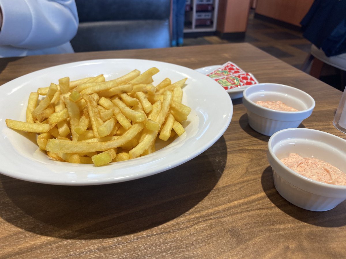 油絵オヤジ🎨🖌pixiv/skeb依頼受付中 tweet media