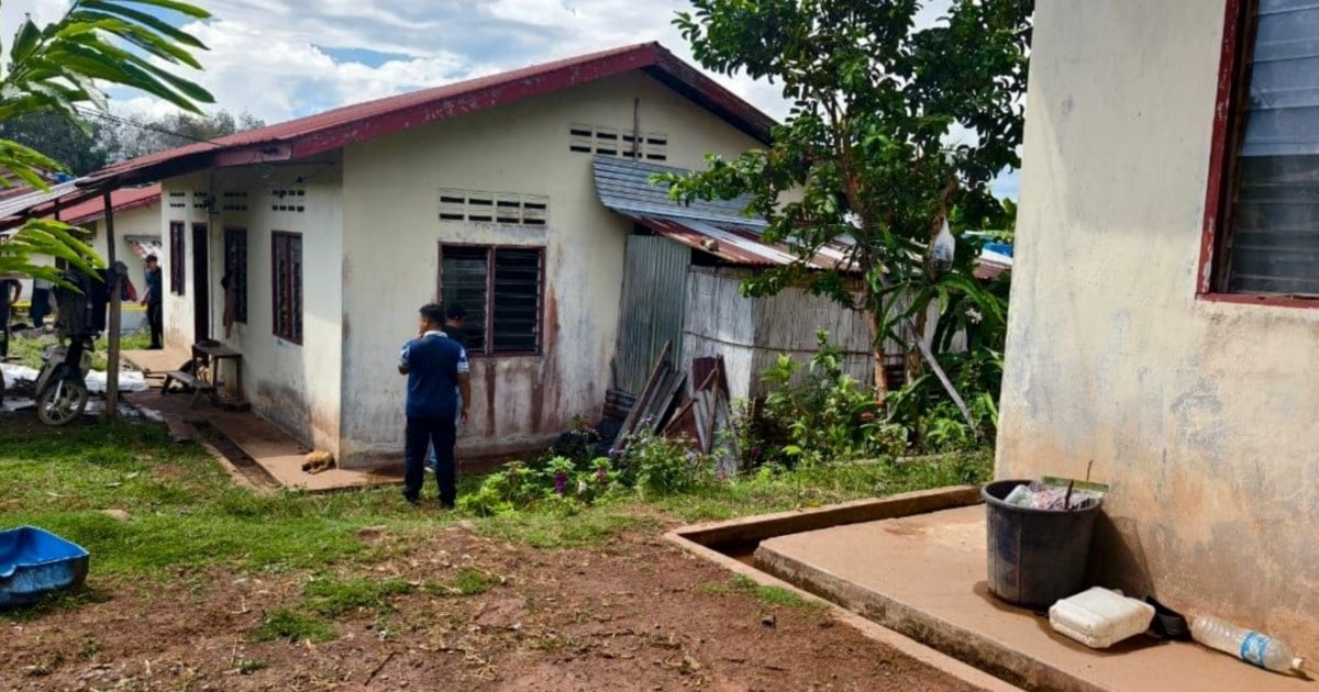 hmetromy's tweet photo. #Tenom Ketua Polis Daerah Tenom, Superintendan Azmir Abd Razak berkata, siasatan forensik masih dijalankan di lokasi dan beberapa barangan kes termasuk senjata bakakuk, peluru serta kelongsong peluru sudah dirampas untuk dianalisis lanjut.

https://t.co/tA3mbbJfkv https://t.co/nH7cvkerF4