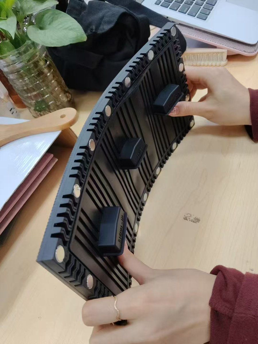 Tracy led display,+8618316843344 tracy@szscree.com tweet media