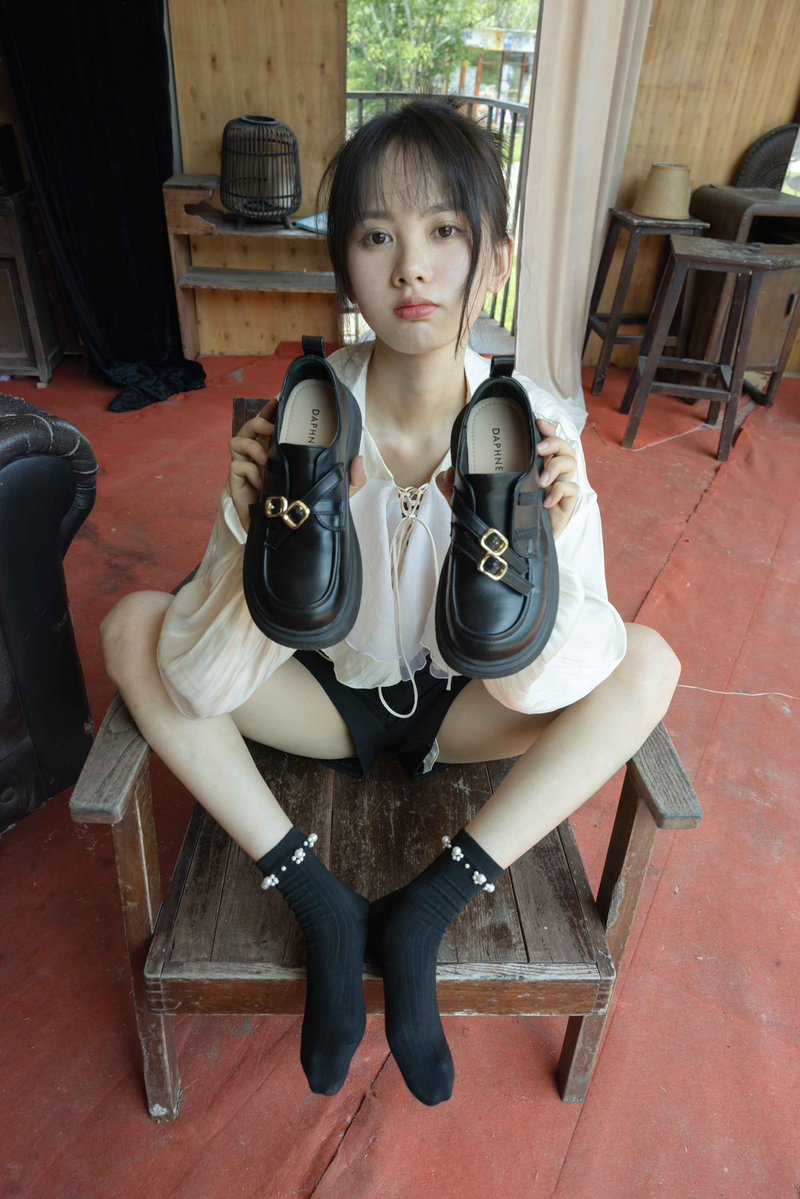 美脚萌足控 tweet media