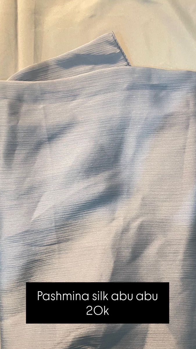preloveddeay's tweet photo. preloved pashmina silk bisa cod tembalang https://t.co/Qyt8EnSjfw
