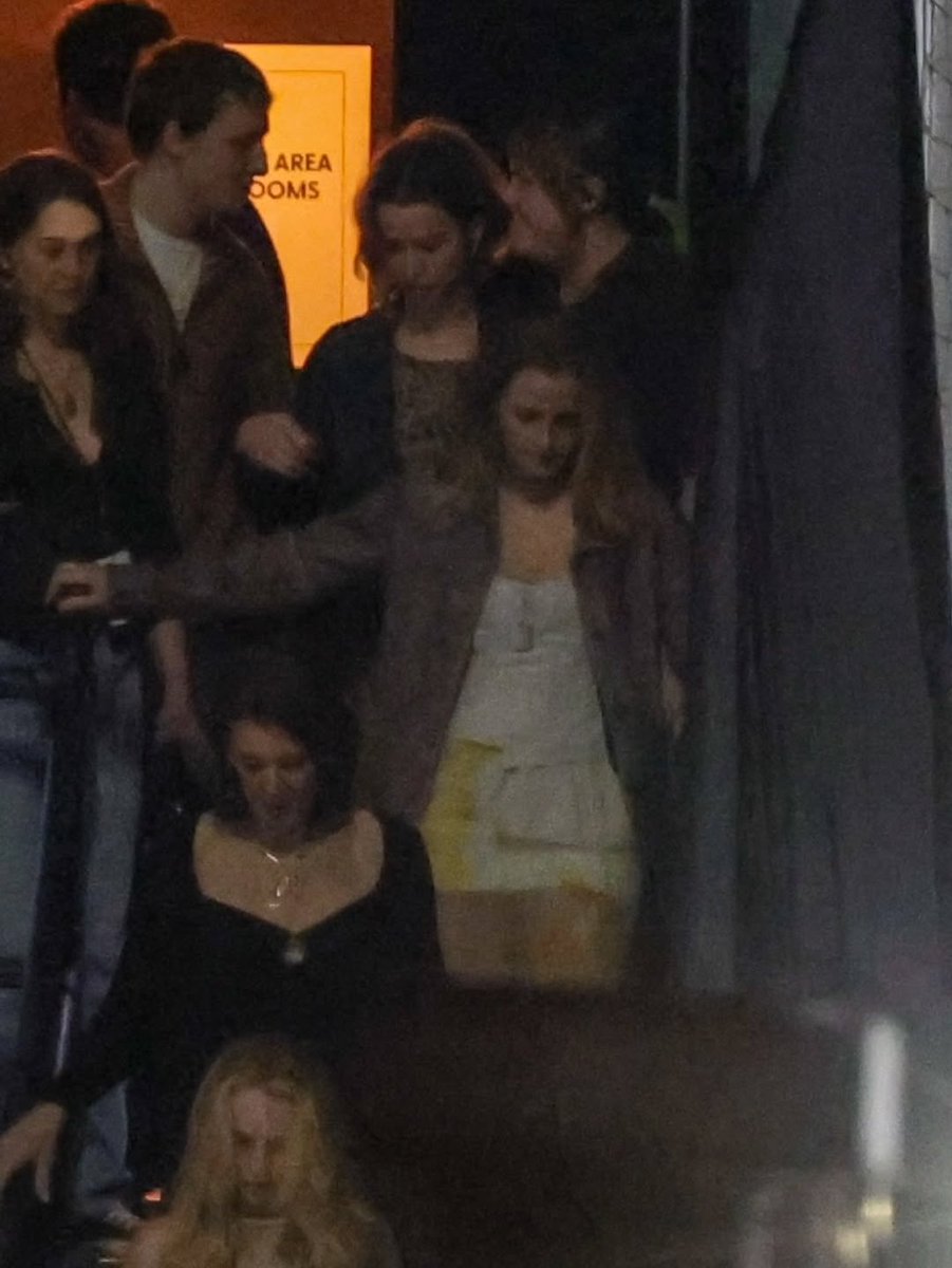 ❤IStandWithEmmaWatson🇵🇪 tweet media