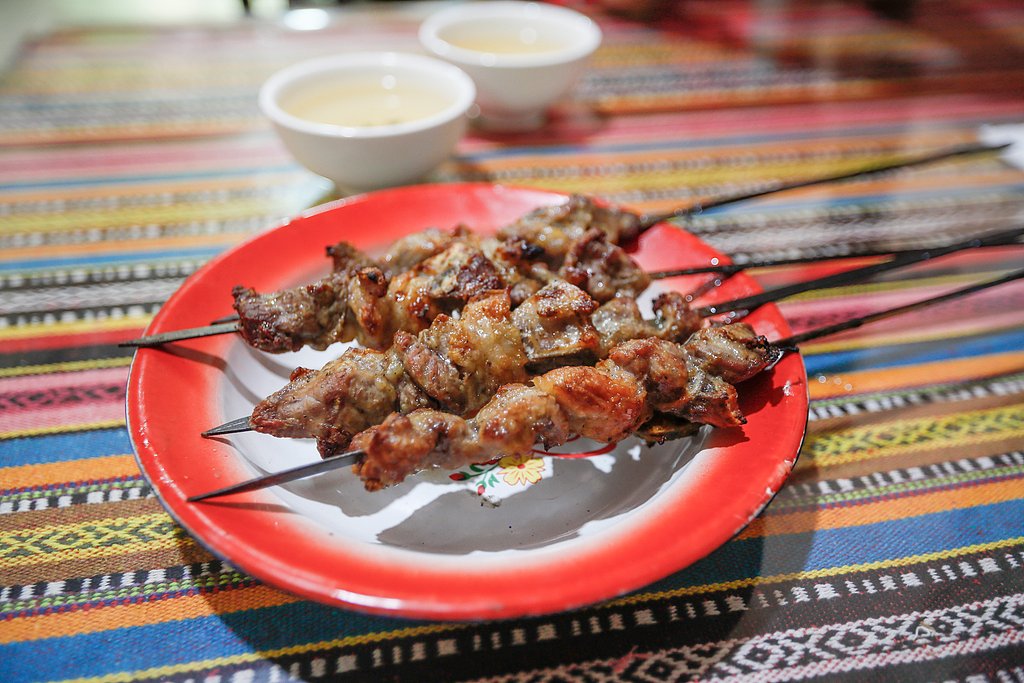 Explore Xinjiang tweet media