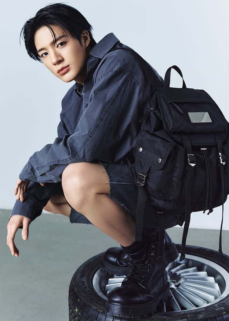 knee oomf for today tweet media