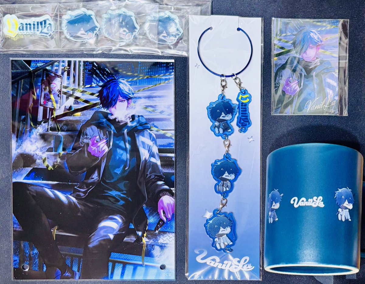 spr_421's tweet photo. えまって、ばにの誕生日グッズ自分の誕生日に届くの笑う
ありがとうおめでとうありがとう？？笑 https://t.co/5timL04M64