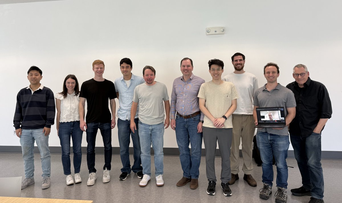 Robbie King tweet media