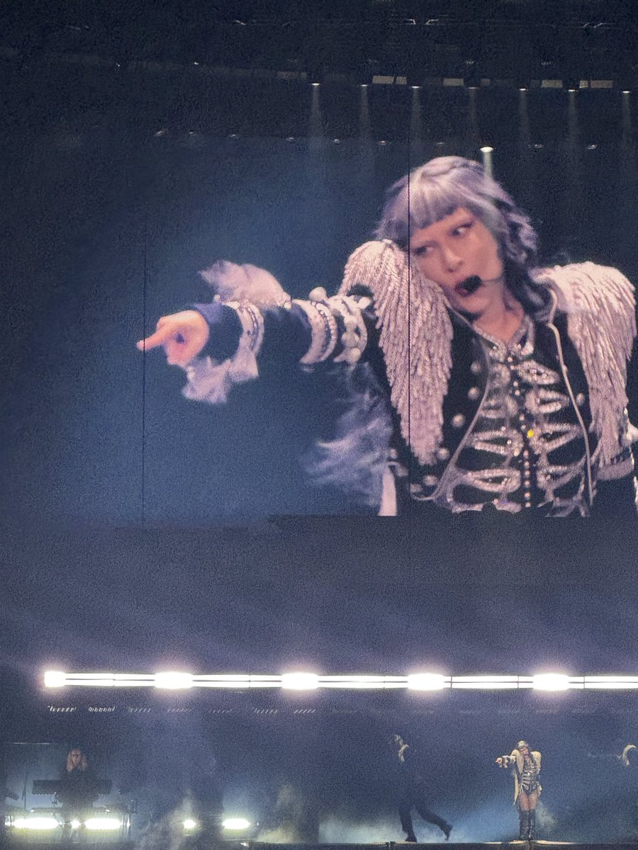 Lady Gaga brought back the original silver version of the ACT IV