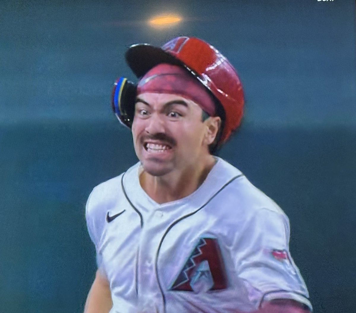 SnakeNewss tweet media