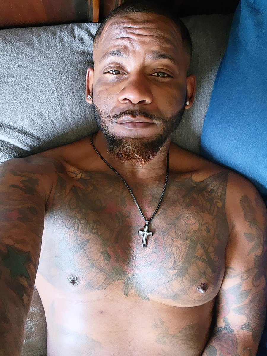 🧜🏾‍♂️HellaSexy👣Shorty🧸 tweet media