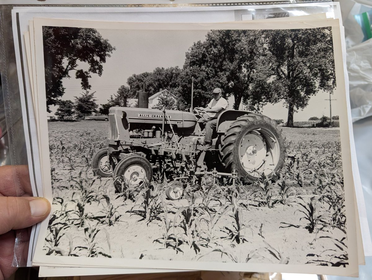 Carlson's Tractor Treasures tweet media