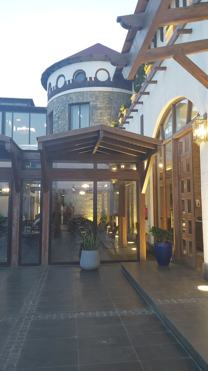 رُوكا ® tweet media