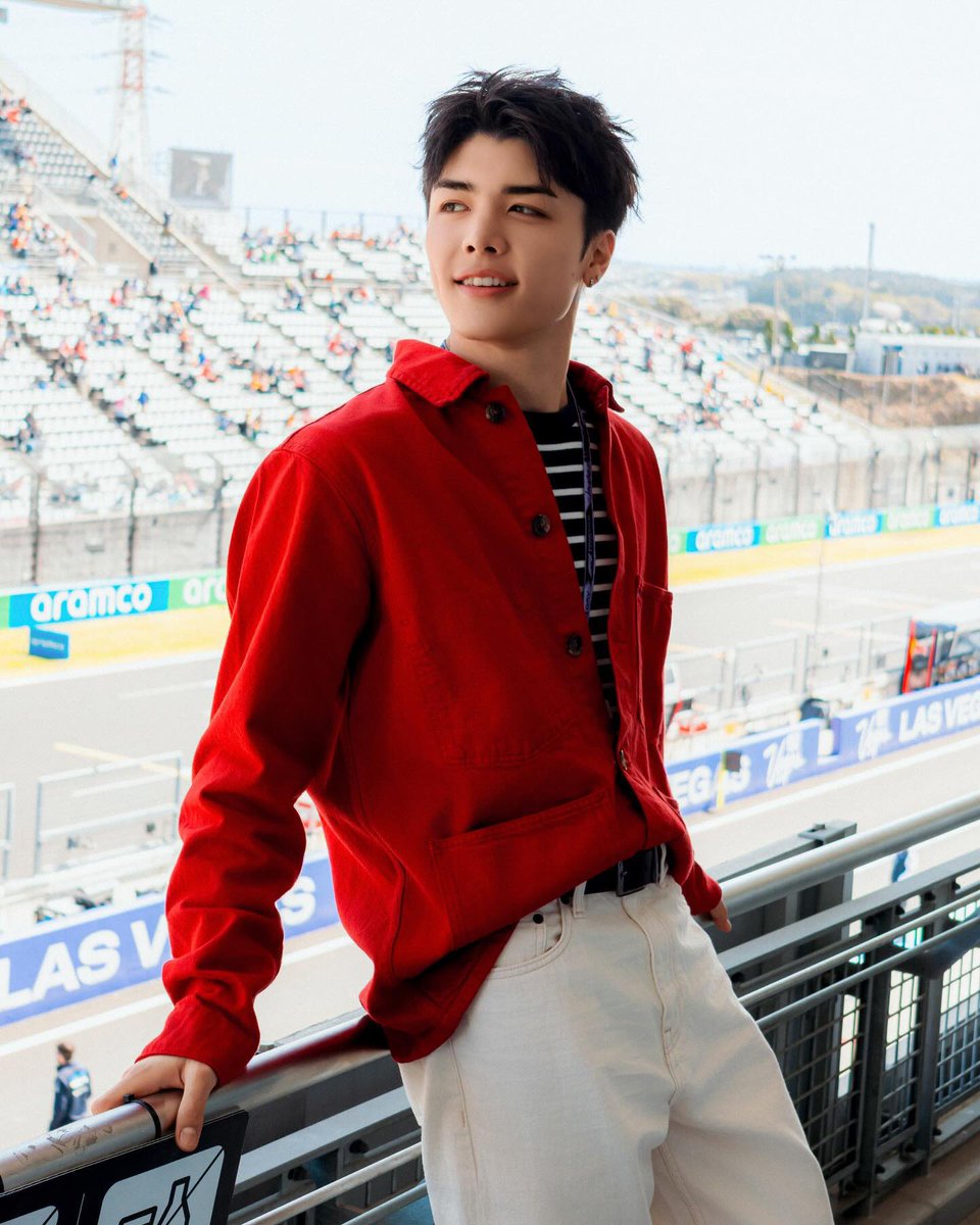 マキ MAKI ^⁠ω⁠^ (2006)。 tweet media