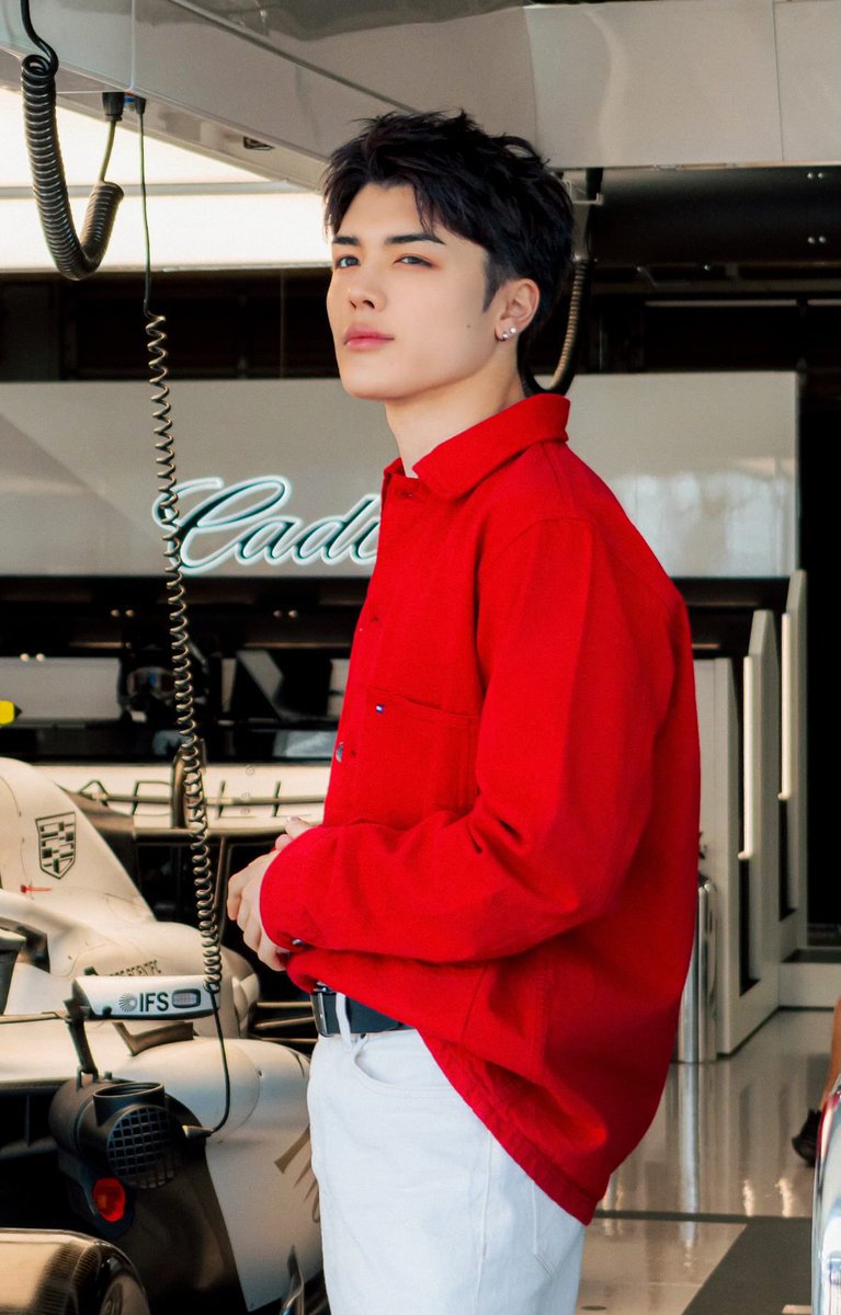 マキ MAKI ^⁠ω⁠^ (2006)。 tweet media