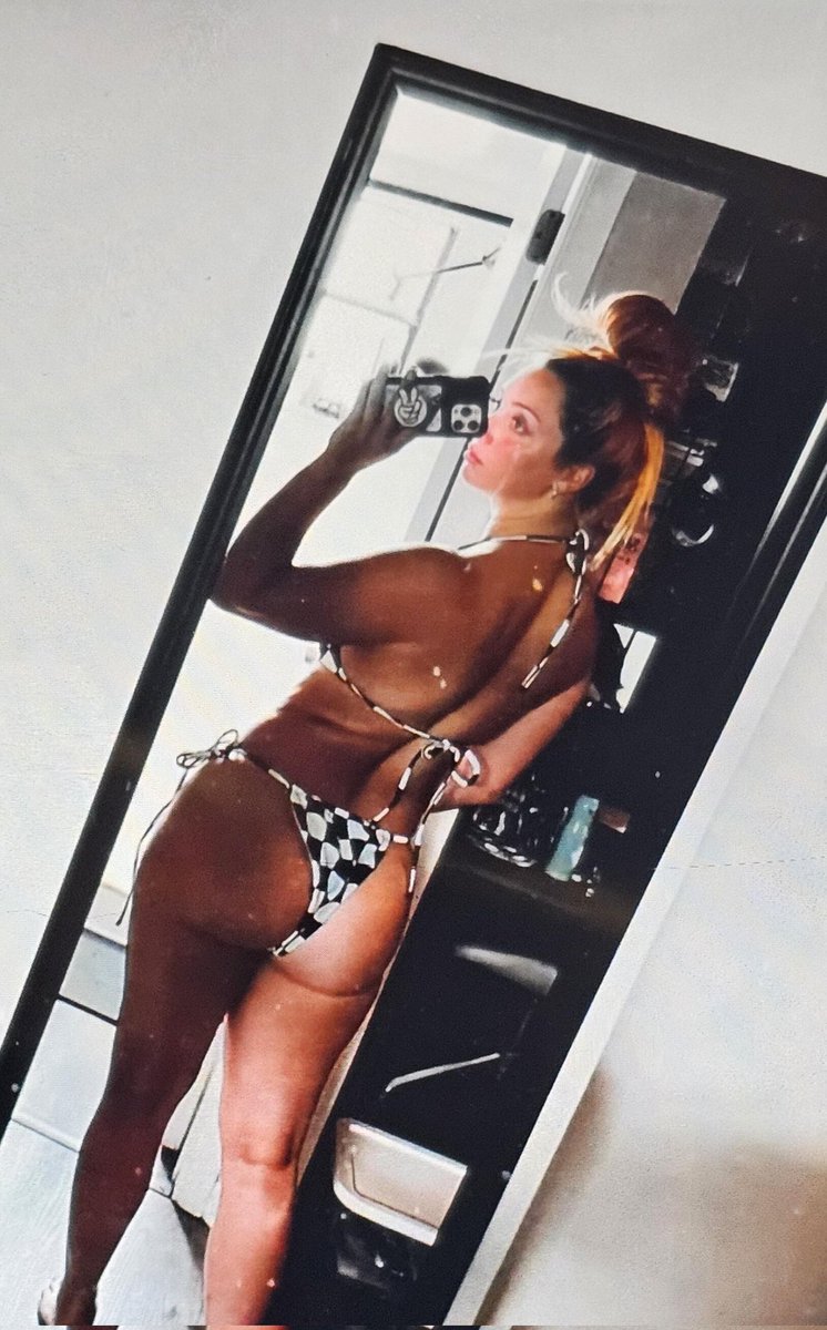 NSFWwrestling tweet media