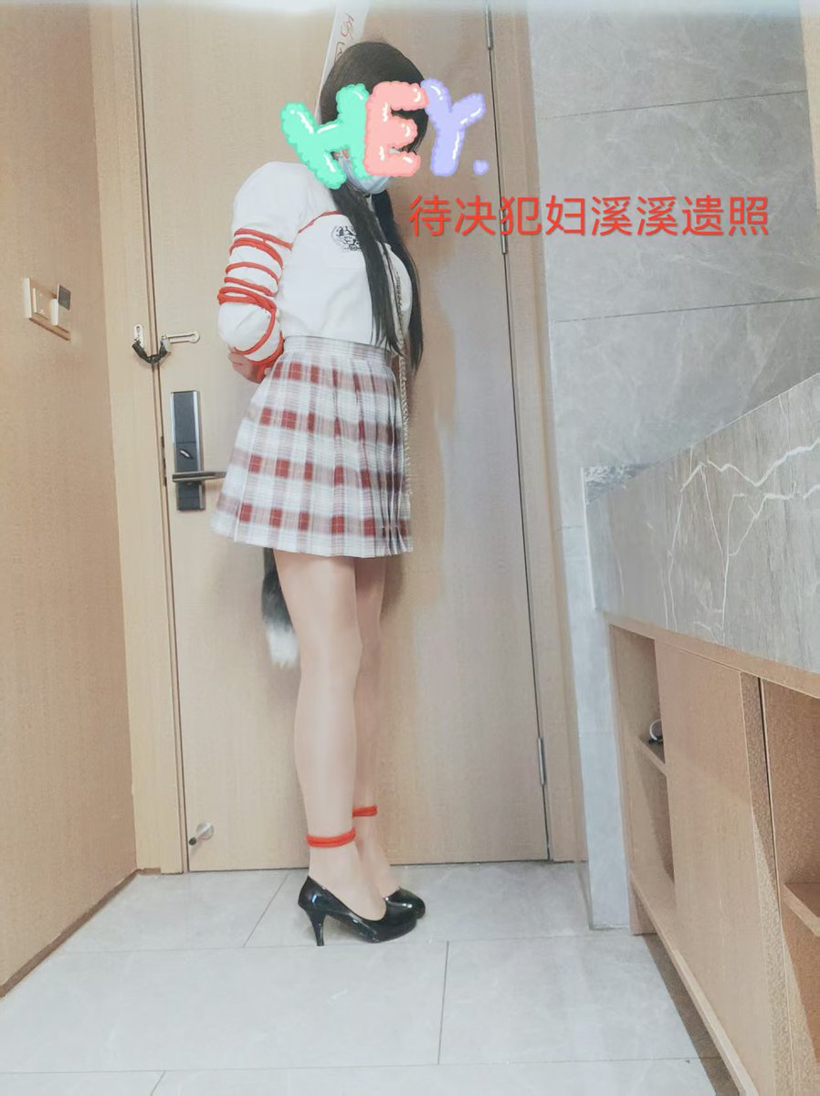 ruixik9's tweet photo. 斩首前的遗��
#伪娘 #变装 #人妖性奴 #捆绑 #镣铐 #贞操锁奴 #吞精 #内射 #灌肠 #露出调教 #圣水调教 #肉畜 #冰恋 #秀色 #刑场 #女囚 #肉便器 #圈养 #主人 #sissy #宰杀 https://t.co/fgcchq4dYq