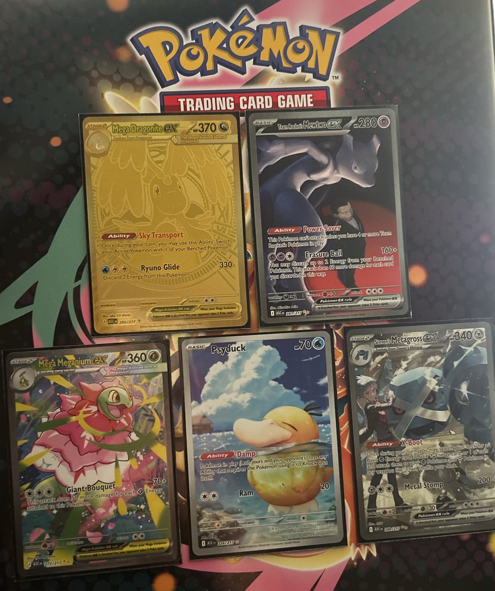 Gooni420's tweet photo. @crazino87 Poster collection is 🔥 https://t.co/It3RFNo76z