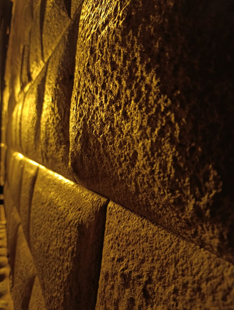 Ediciones Región. tweet media