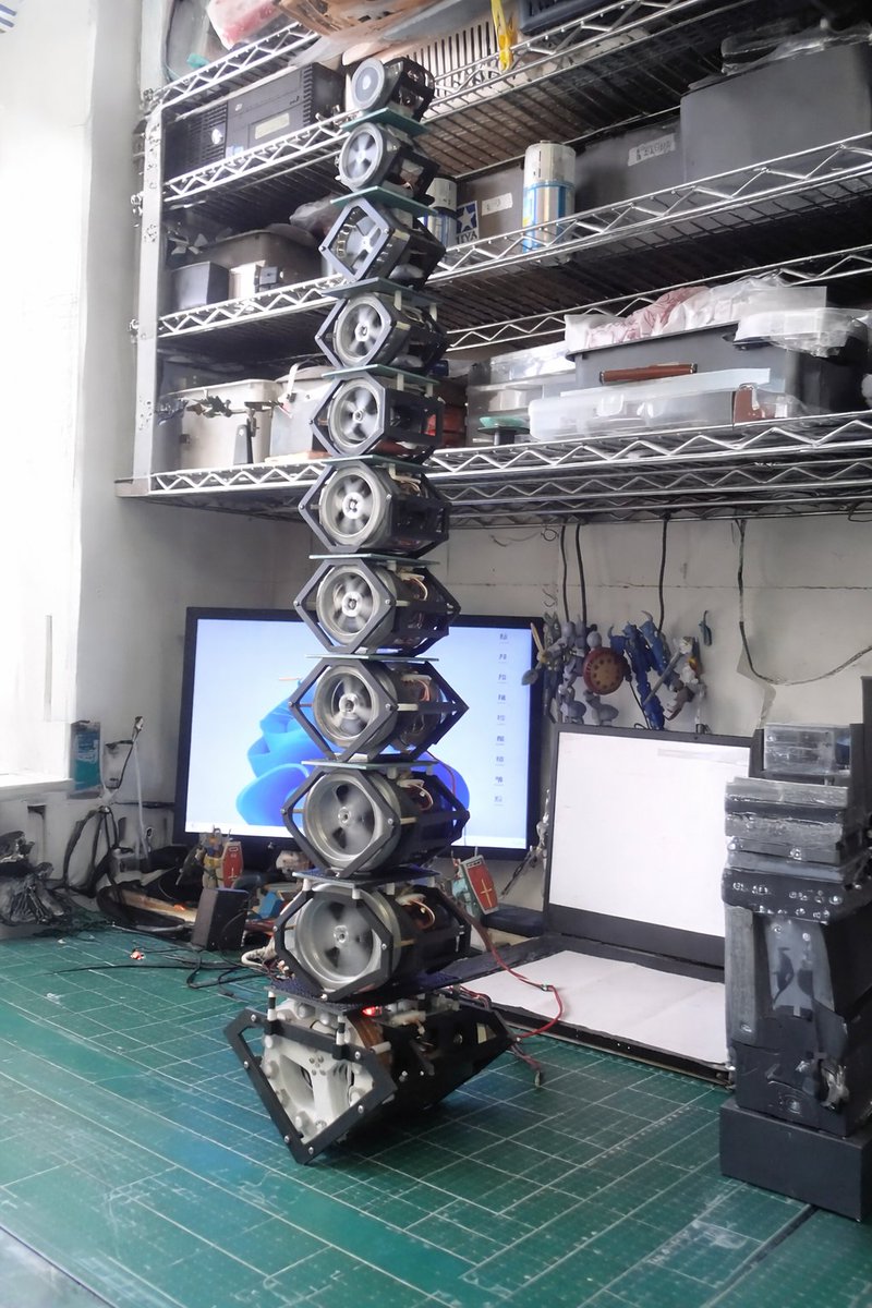 HomeMadeGarbage tweet media