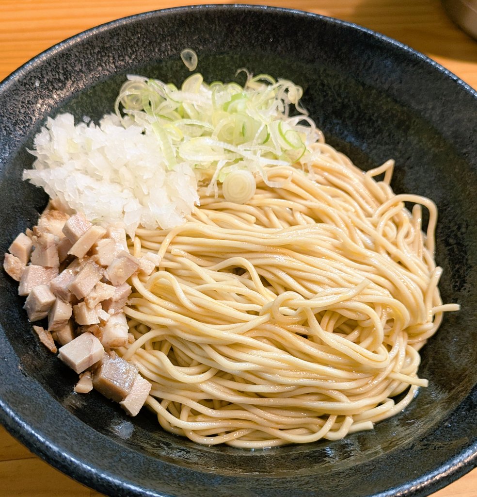 アルちゅう tweet media