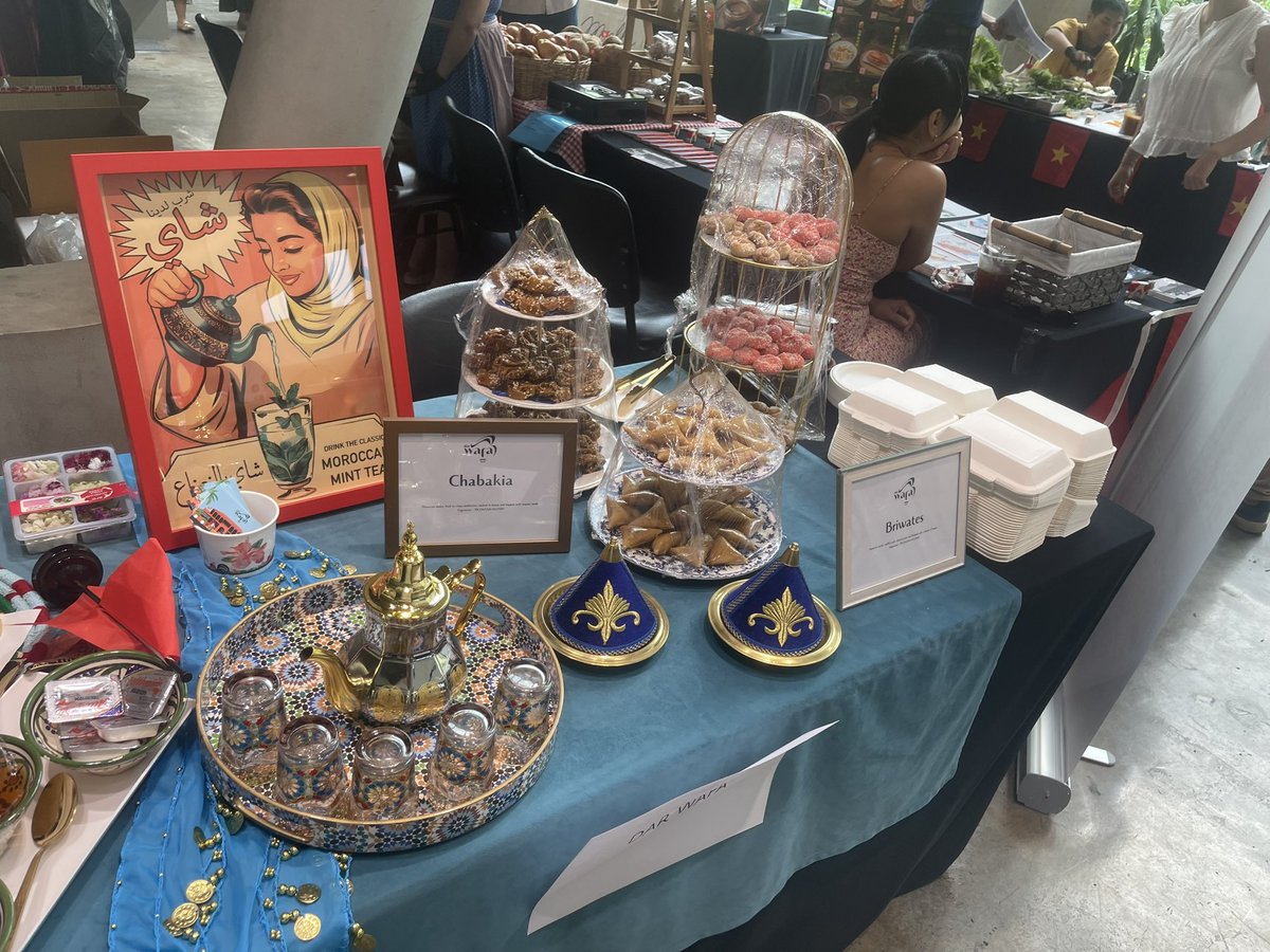 MoroccoInTHA's tweet photo. As part of efforts to promote the contribution of Moroccan entrepreneurs and Moroccans residing abroad (MRE) to the Kingdom’s outreach, the Embassy partnered with “Dar Wafa  Bangkok”, which highlighted the excellence and authenticity of Moroccan cuisine. https://t.co/p4DatCP7Z5