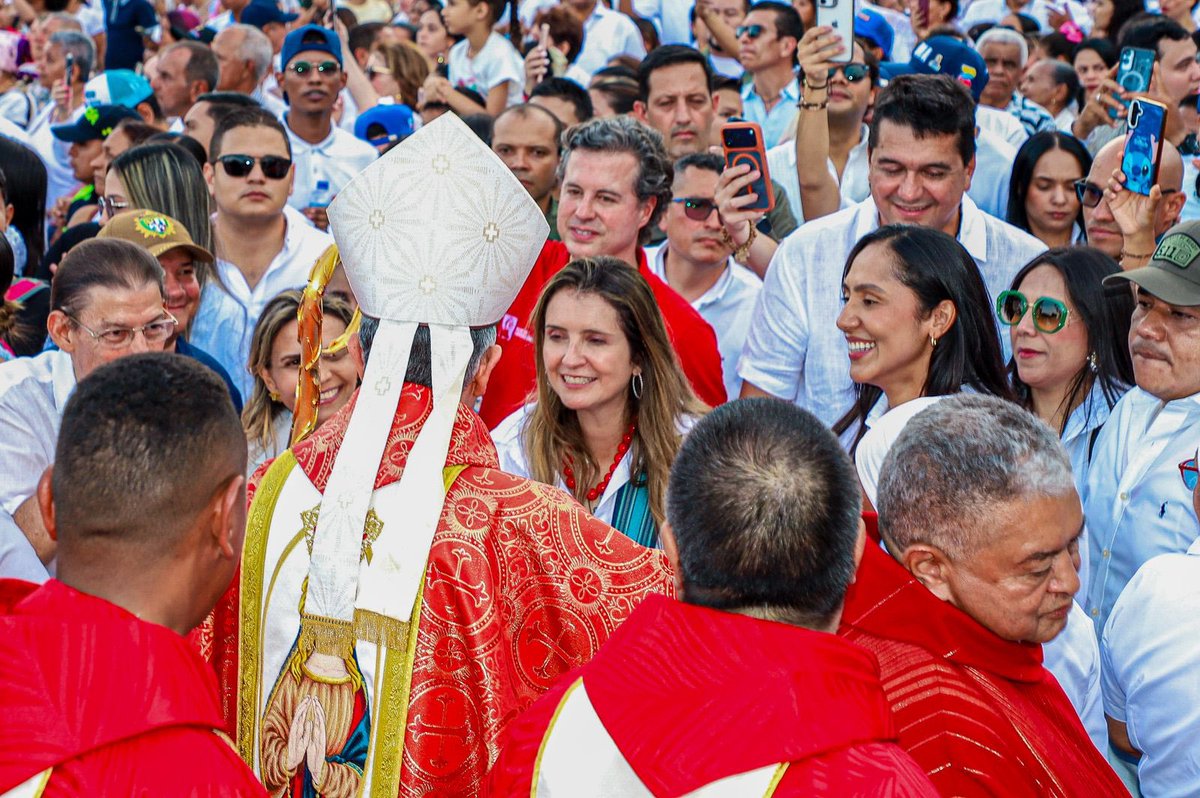 Paloma Valencia L tweet media