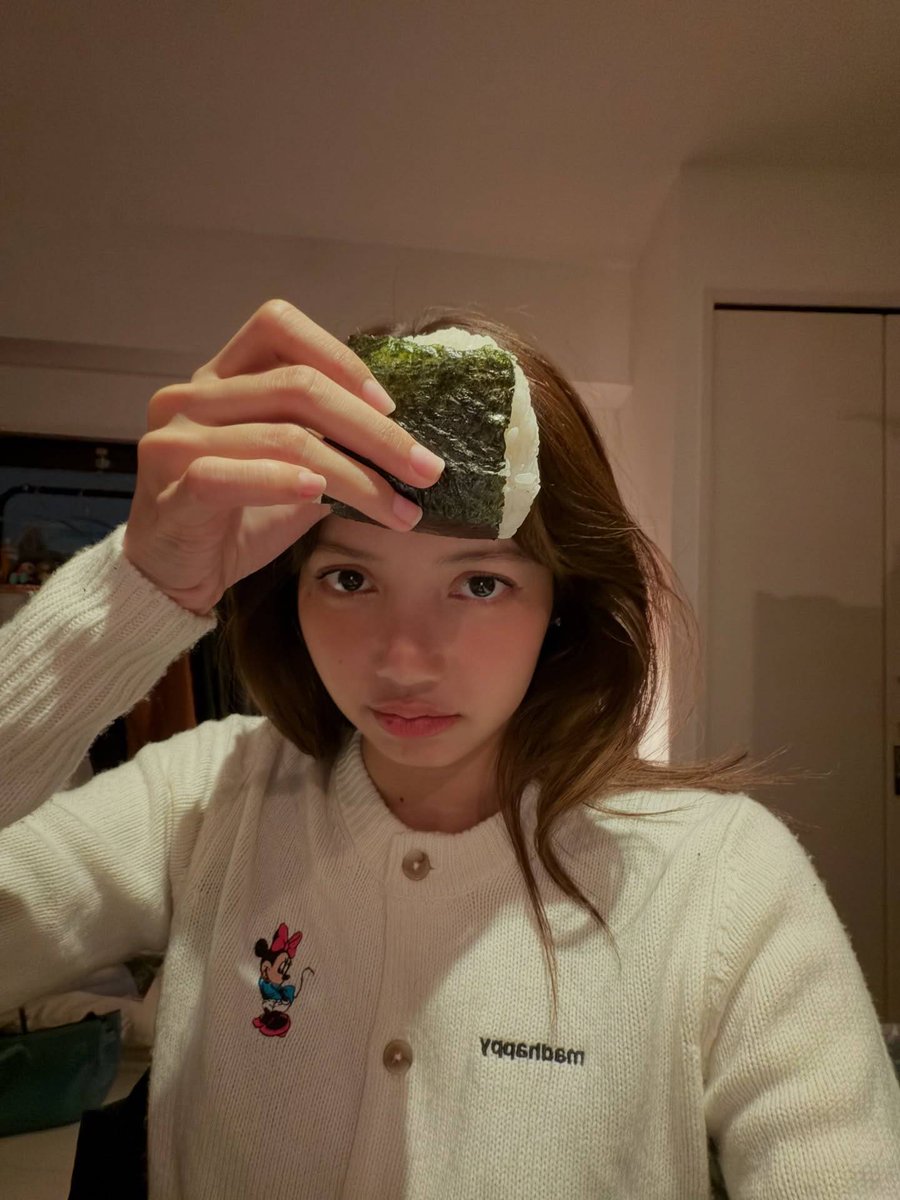 ҂ 𝑪𝒂𝒓𝒆𝒍 onts tweet media