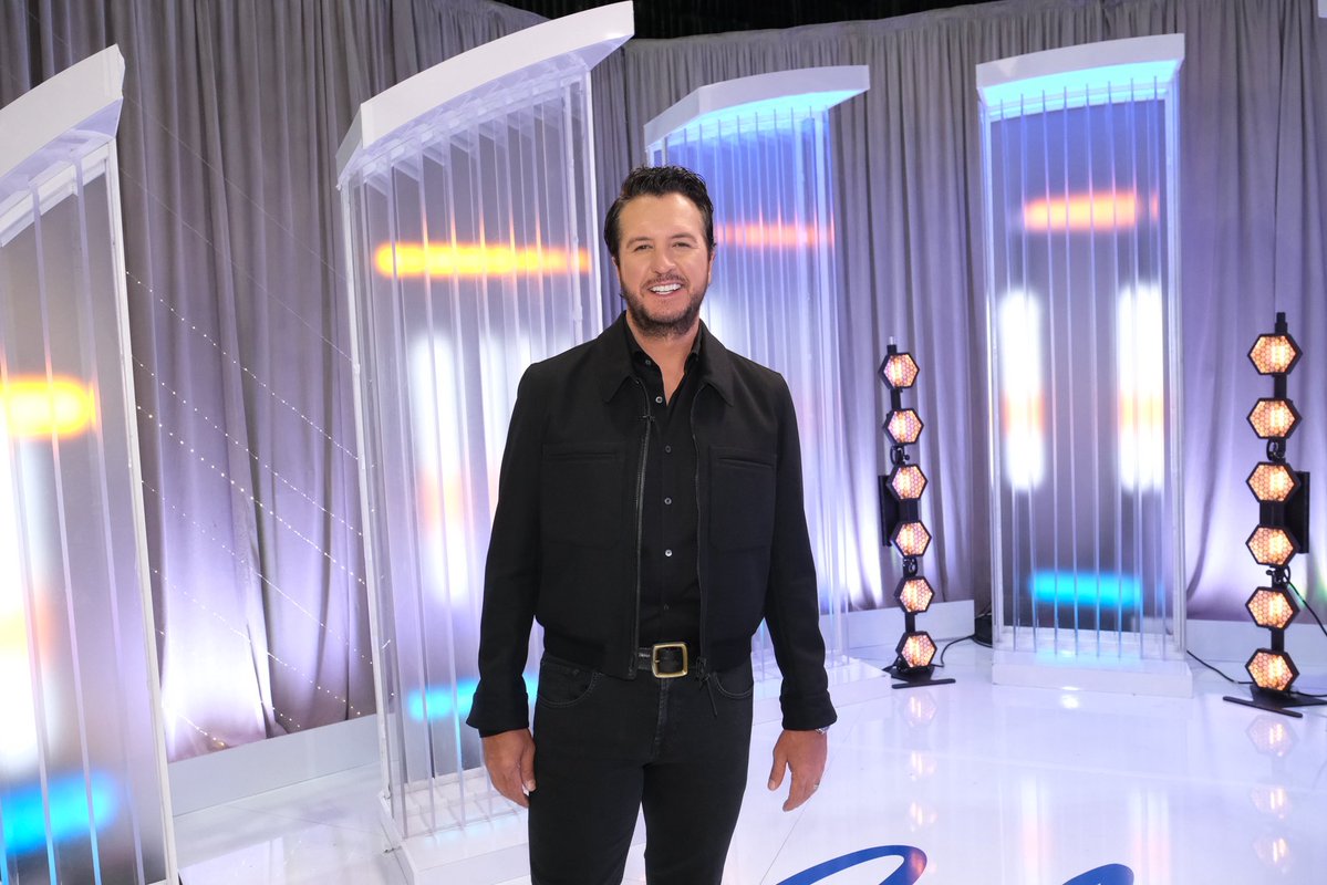 Luke Bryan tweet media