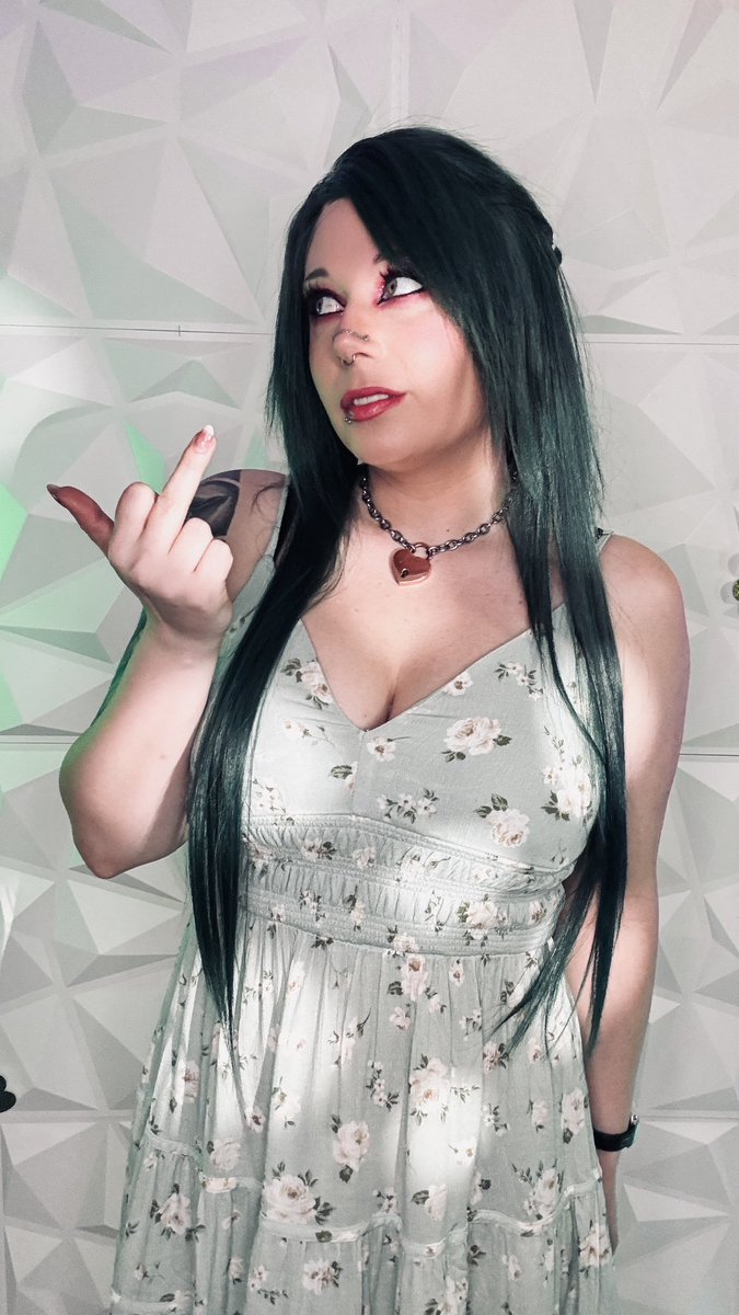 BrooklynBones⚰️Goddess tweet media