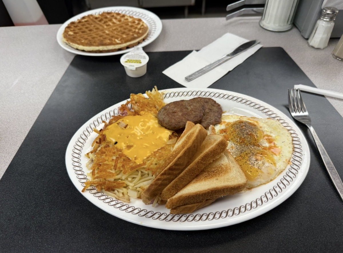 solenjoyooor tweet media