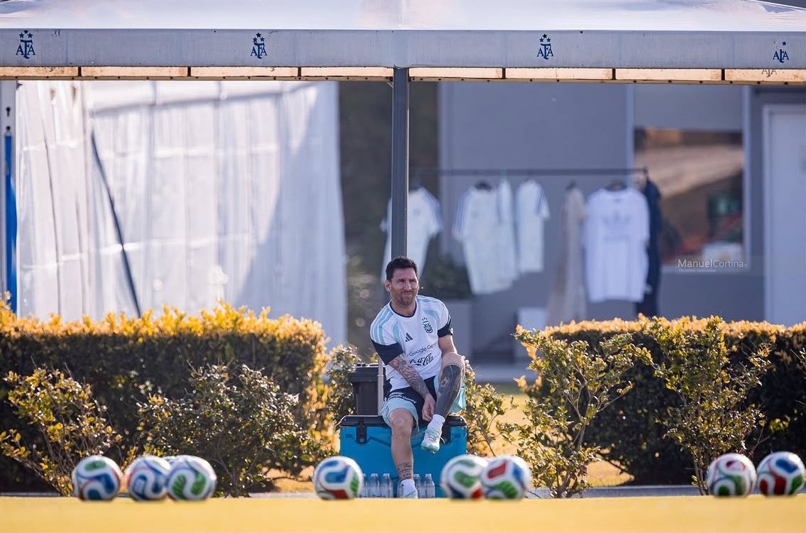 Elinho💙💛💙 tweet media