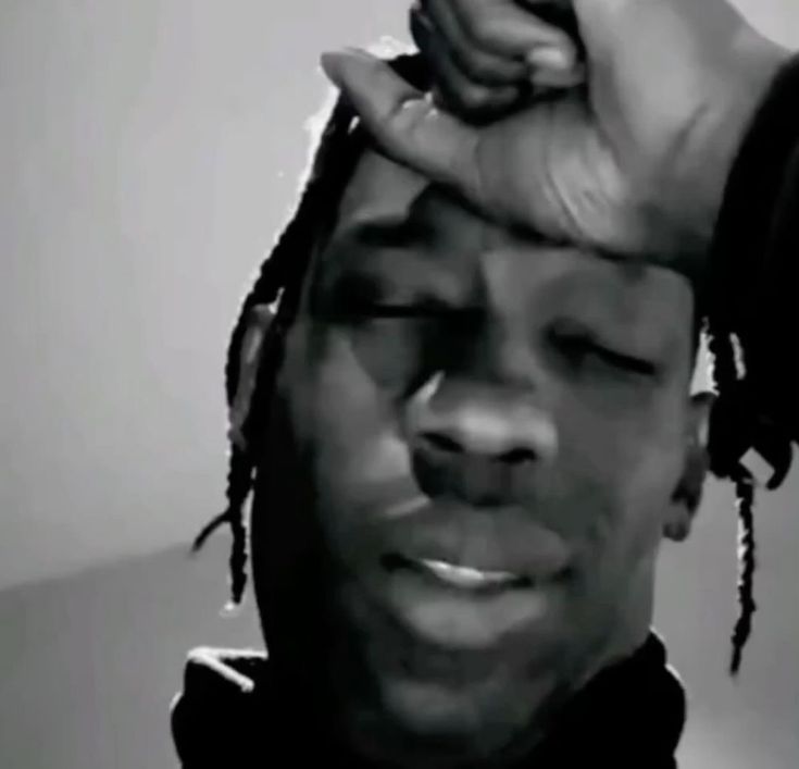 ﹑𝐁𝐑𝐎𝐊𝐄𝐍 𝐑𝐔𝐋𝐄𝐒。 tweet media