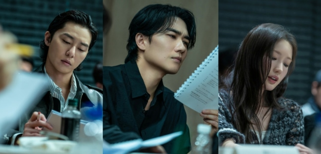 Disney+ confirmed the production of Kakao Webtoon adaptation #BornGuilty (I Am A Sinner), with #ParkSeoJun #UhmTaeGoo #JoHyeJoo. Directed by HongWonChan (Deliver Us from Evil).

m.entertain.naver.com/now/article/10…
#KoreanUpdates VF