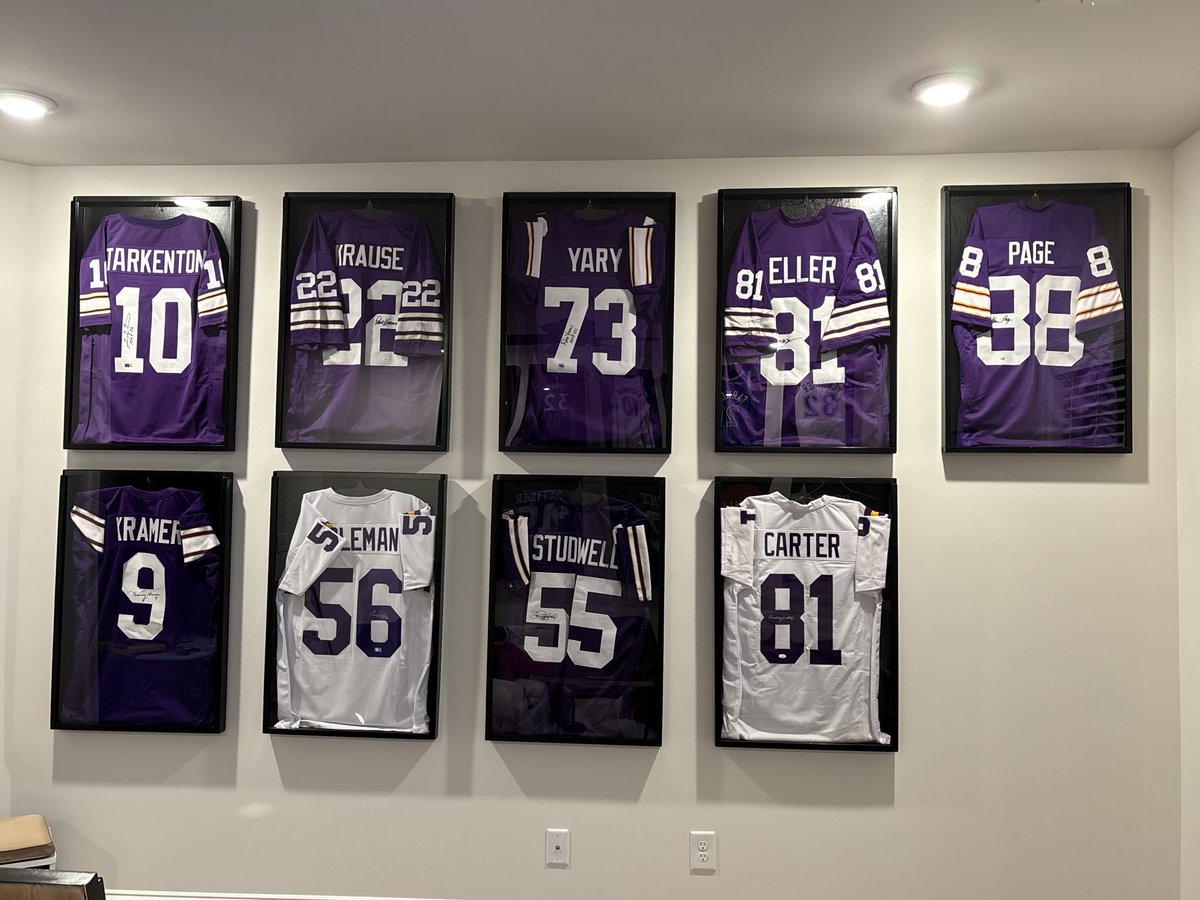 Dan Bursch tweet media